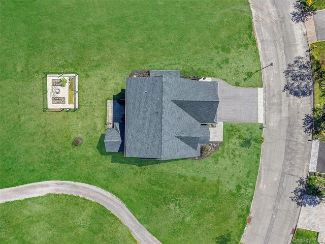 52 Tyler Drive, Riverhead, NY 11901