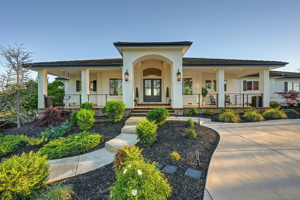 3185 Rattlesnake Rd, Newcastle, CA 95658