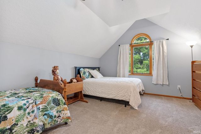 9022 S Bay Court, New Haven, IN 46774
