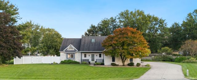 9022 S Bay Court, New Haven, IN 46774