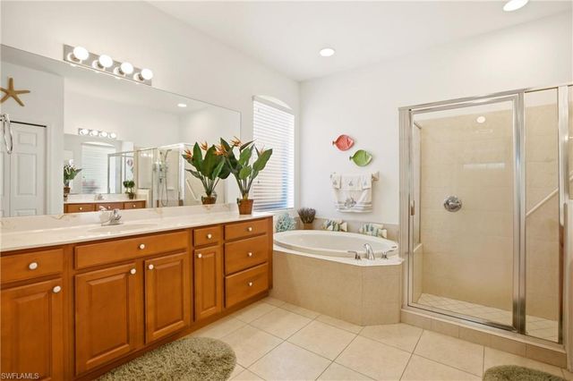 9221 Spanish Moss WAY, Bonita Springs, FL 34135