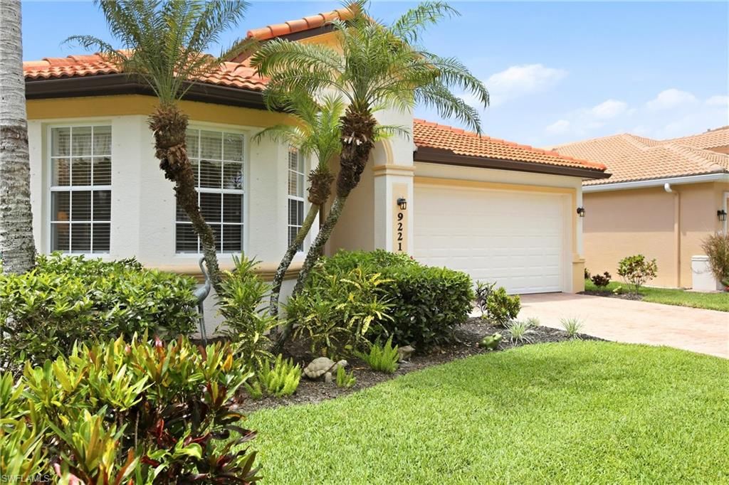 9221 Spanish Moss WAY, BONITA SPRINGS, FL 34135 — photo 3