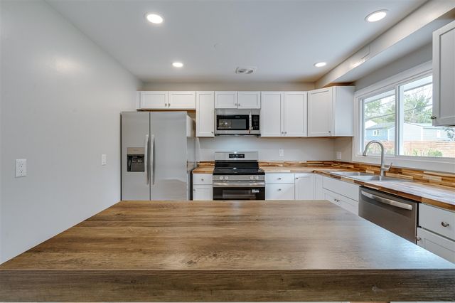 1334 Miller Avenue, Ann Arbor, MI 48103