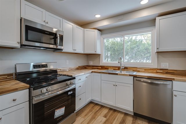 1334 Miller Avenue, Ann Arbor, MI 48103