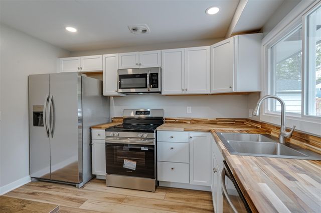1334 Miller Avenue, Ann Arbor, MI 48103