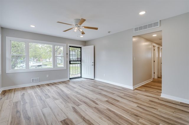1334 Miller Avenue, Ann Arbor, MI 48103