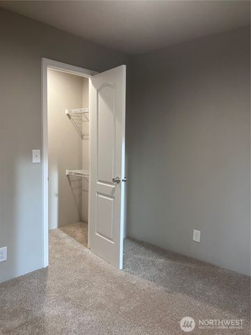 90 N Standstill Drive N, Hoodsport, WA 98548