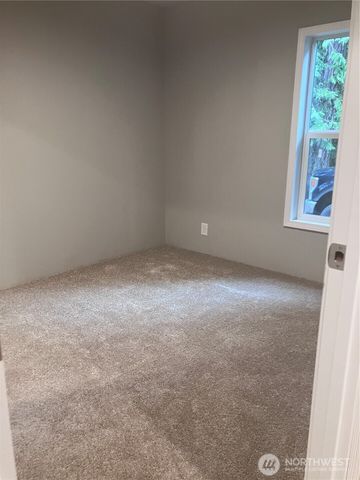 90 N Standstill Drive N, Hoodsport, WA 98548