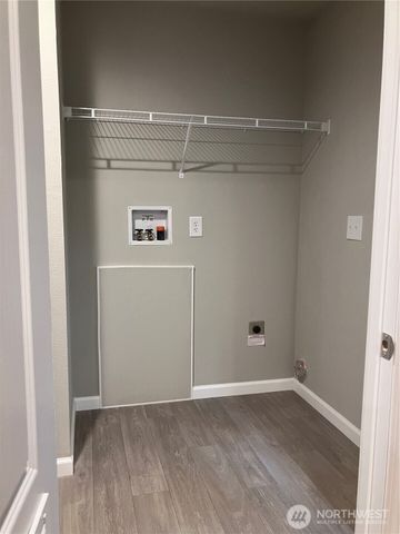 90 N Standstill Drive N, Hoodsport, WA 98548