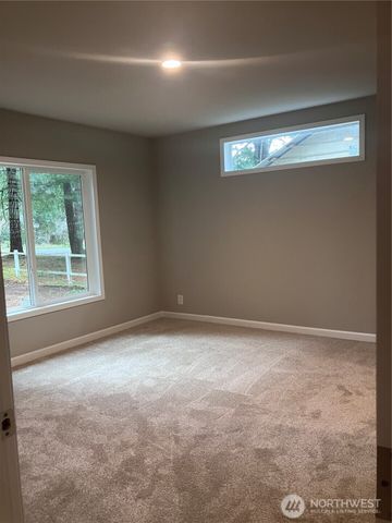 90 N Standstill Drive N, Hoodsport, WA 98548