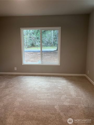 90 N Standstill Drive N, Hoodsport, WA 98548