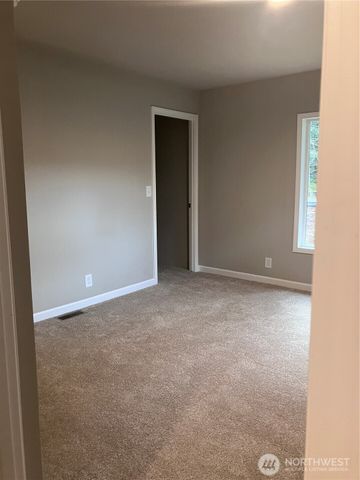 90 N Standstill Drive N, Hoodsport, WA 98548