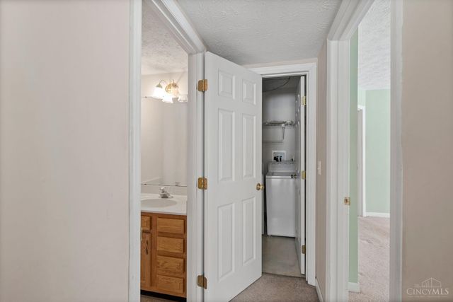 854 Round Hill Court, Lebanon, OH 45036