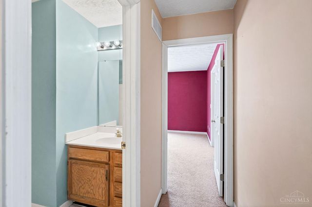 854 Round Hill Court, Lebanon, OH 45036