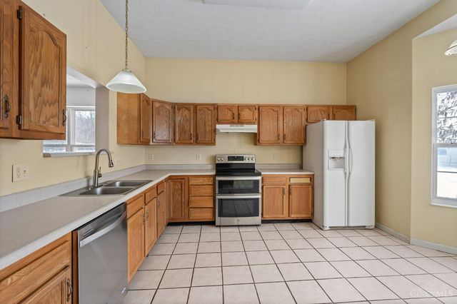 854 Round Hill Court, Lebanon, OH 45036