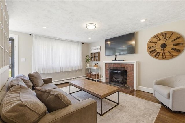 354 East Street, Sharon, MA 02067