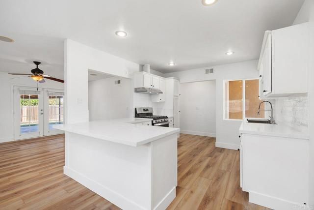 4919 Roja Drive, Oceanside, CA 92057