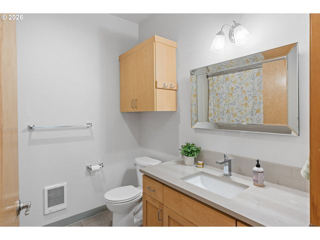 2024 Sw HOWARDS Way 405, Portland, OR 97201