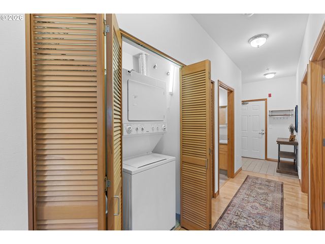 2024 Sw HOWARDS Way 405, Portland, OR 97201