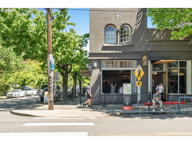 2024 Sw HOWARDS Way 405, Portland, OR 97201