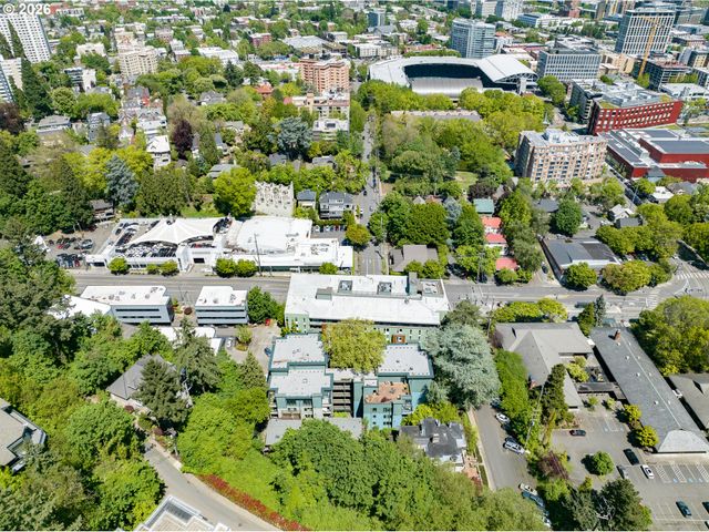 2024 Sw HOWARDS Way 405, Portland, OR 97201