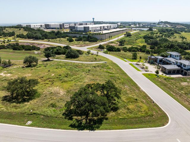 5813 Twin Peaks TRCE, Austin, TX 78738
