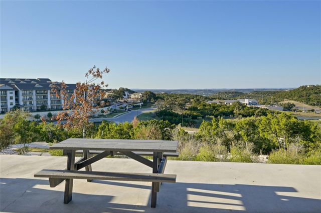 5813 Twin Peaks TRCE, Austin, TX 78738