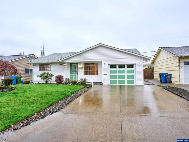 1032 STANFIELD Rd, Woodburn, OR 97071