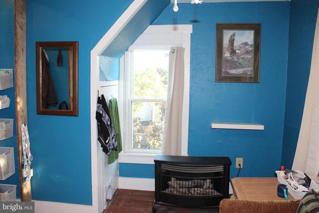 2 E GRAND AVE, Tower City, PA 17980