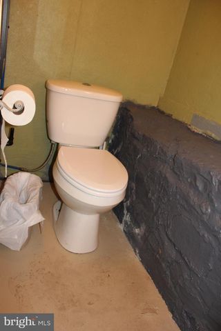 2 E GRAND AVE, Tower City, PA 17980