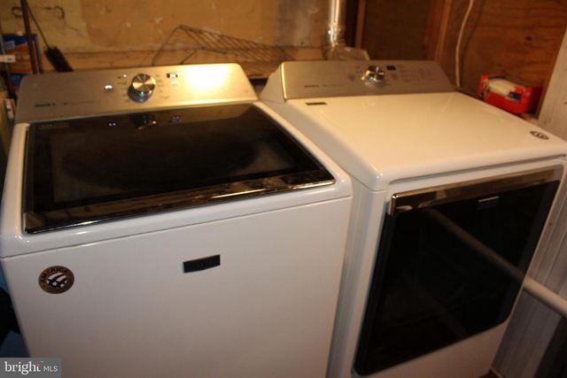 2 E GRAND AVE, Tower City, PA 17980