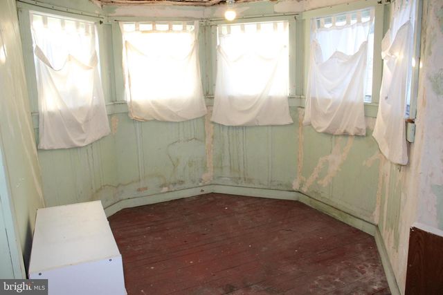 2 E GRAND AVE, Tower City, PA 17980