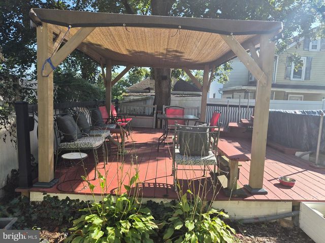 2 E GRAND AVE, Tower City, PA 17980