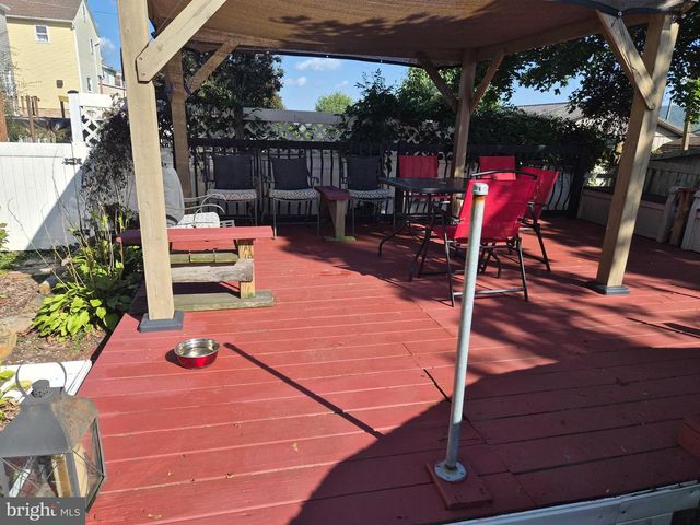 2 E GRAND AVE, Tower City, PA 17980