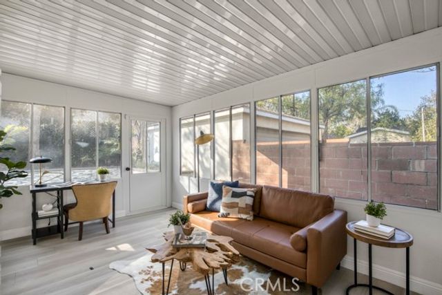 19120 Bessemer, Tarzana (los Angeles), CA 91335