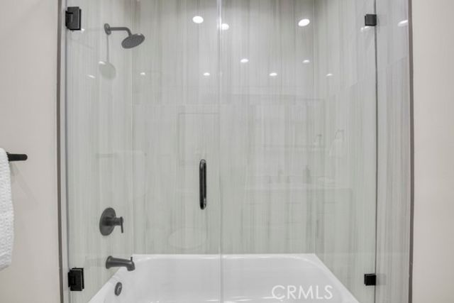 19120 Bessemer, Tarzana (los Angeles), CA 91335