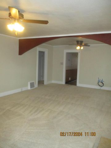 531 N 11th Street, Klamath Falls, OR 97601