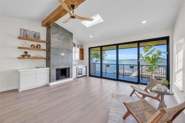 30 Regency, Montgomery, TX 77356