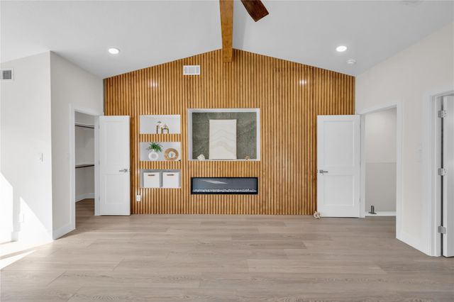 30 Regency, Montgomery, TX 77356