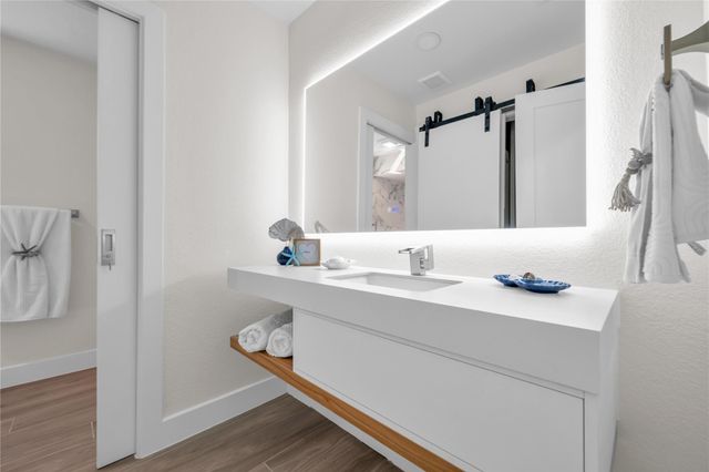 30 Regency, Montgomery, TX 77356