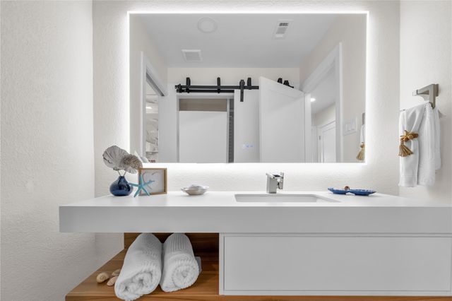 30 Regency, Montgomery, TX 77356