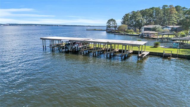 30 Regency, Montgomery, TX 77356