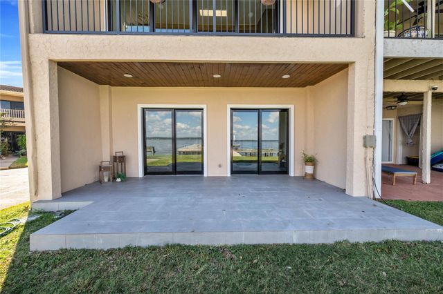 30 Regency, Montgomery, TX 77356