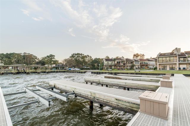 30 Regency, Montgomery, TX 77356