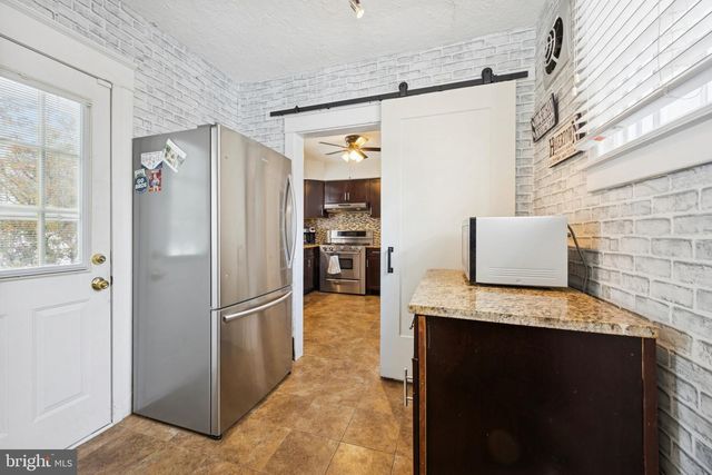 120 W SPRINGFIELD RD, Springfield, PA 19064