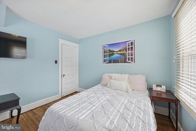 120 W SPRINGFIELD RD, Springfield, PA 19064