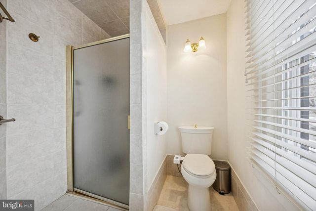 120 W SPRINGFIELD RD, Springfield, PA 19064