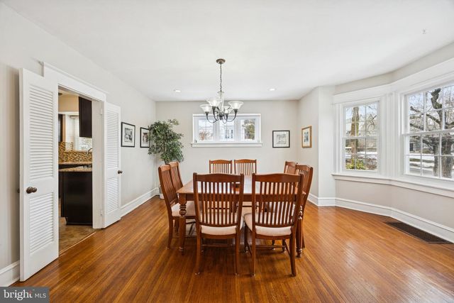 120 W SPRINGFIELD RD, Springfield, PA 19064