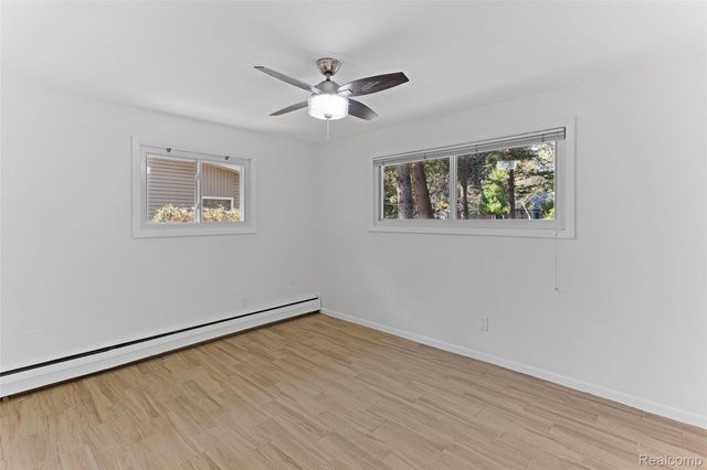 3765 Ruthland Drive, Troy, MI 48084