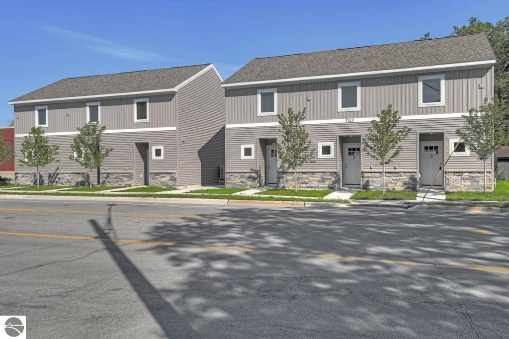 Image 22 of property listing at 1139 E Eighth Street # 7, Traverse City, MI 49686